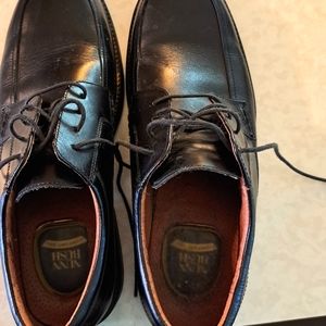 Nunn Bush shoes size 11 medium
